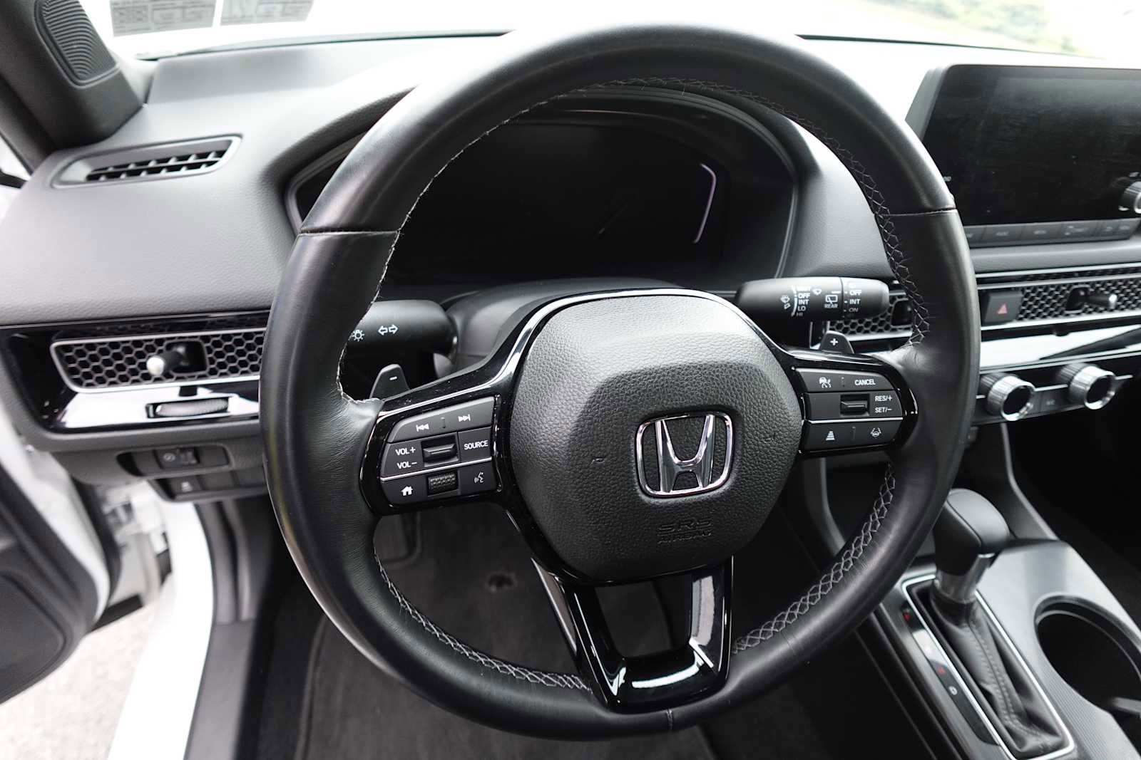 Used 2024 Honda Civic Sport image 13