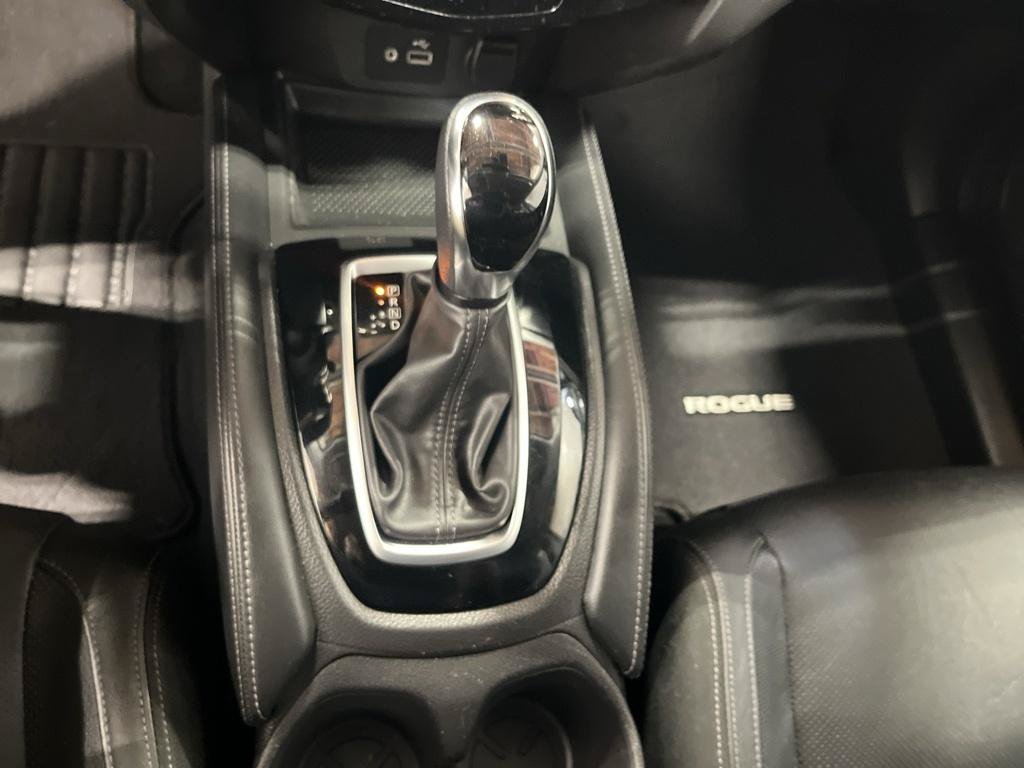 Used 2018 Nissan Rogue SL w/ Premium Package AWD/4WD image 14