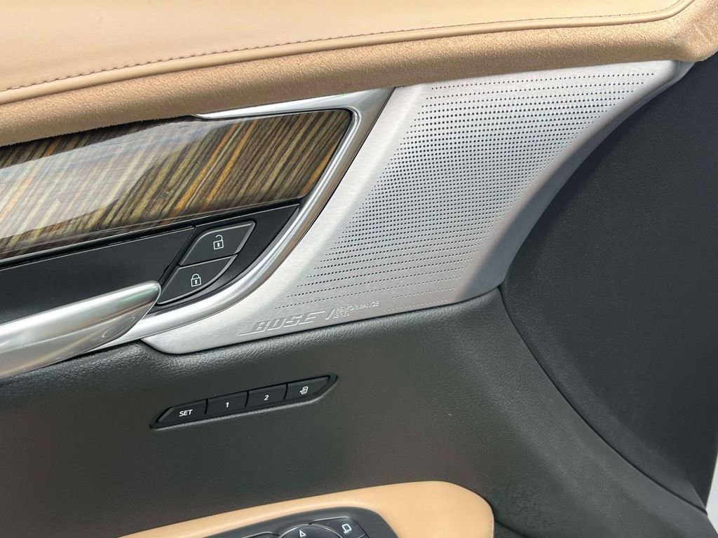 Used 2020 Cadillac XT6 Sport w/ Platinum Package image 27