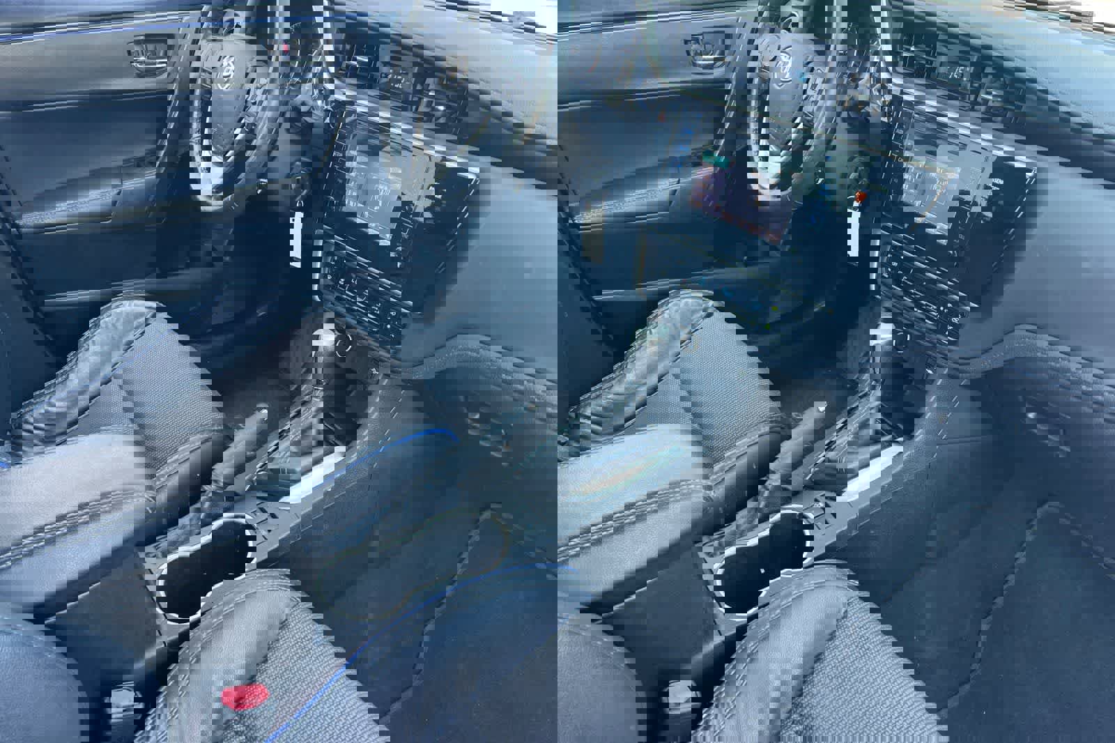 Used 2017 Toyota Corolla SE w/ Carpet Mat Package (TMS) image 17