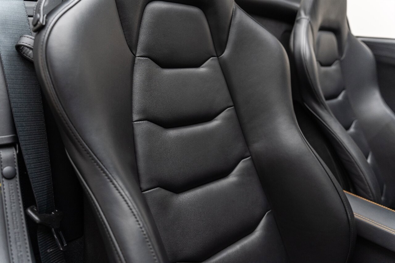 Used 2014 McLaren MP4-12C Spider RWD image 38
