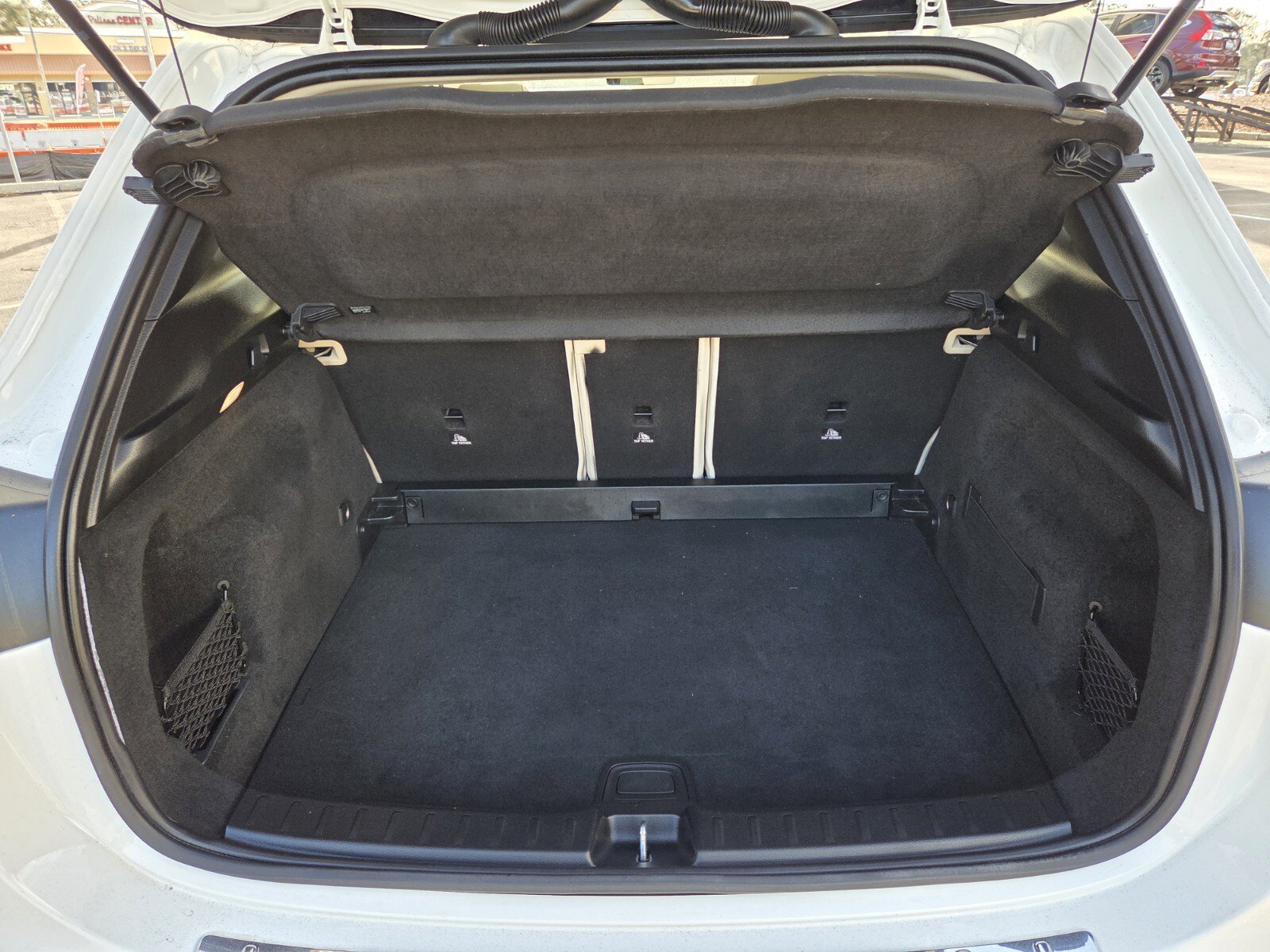 Used 2022 Mercedes-Benz GLA 250 4MATIC image 15