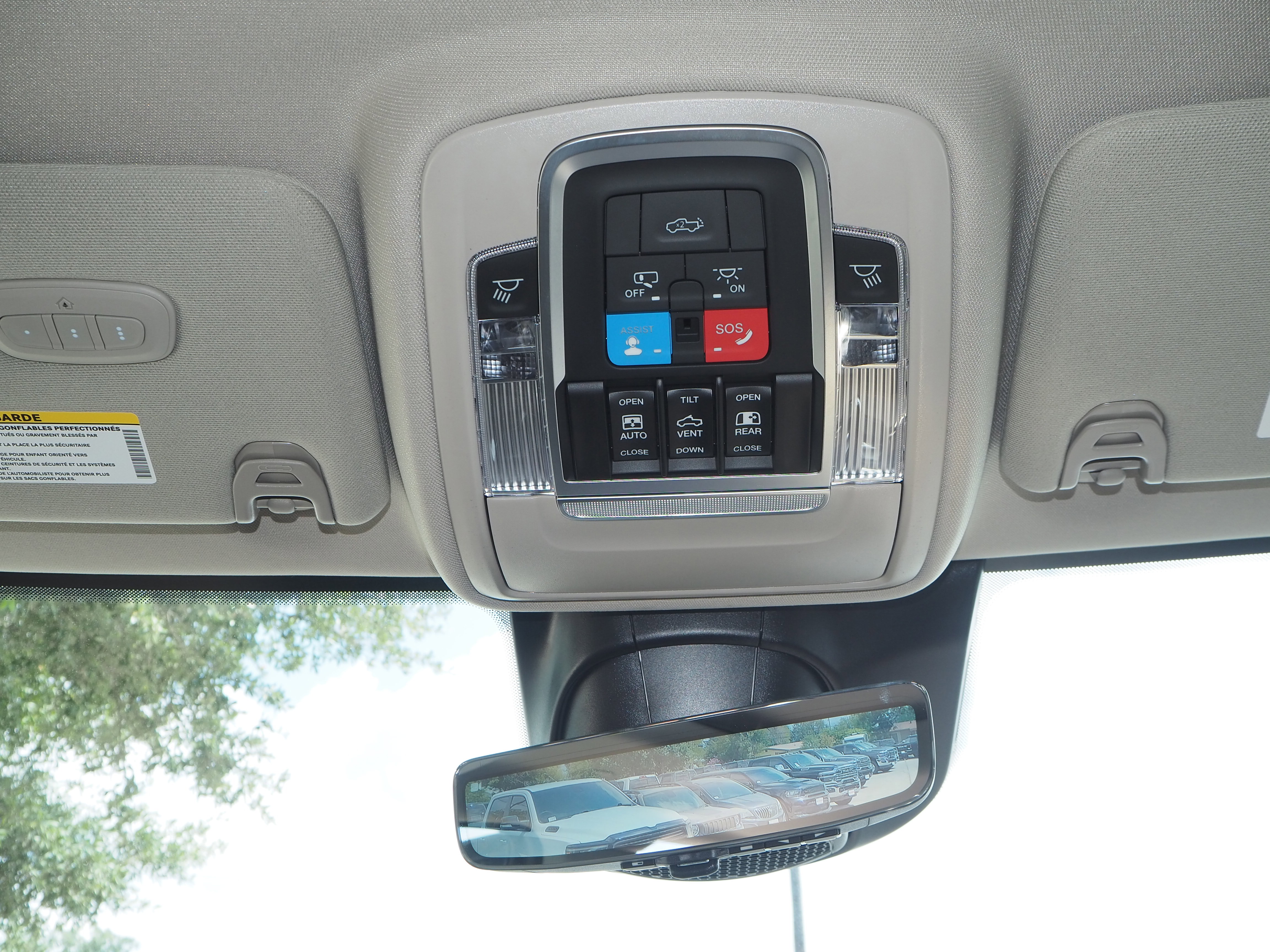 New 2025 RAM 2500 Limited AWD/4WD image 24