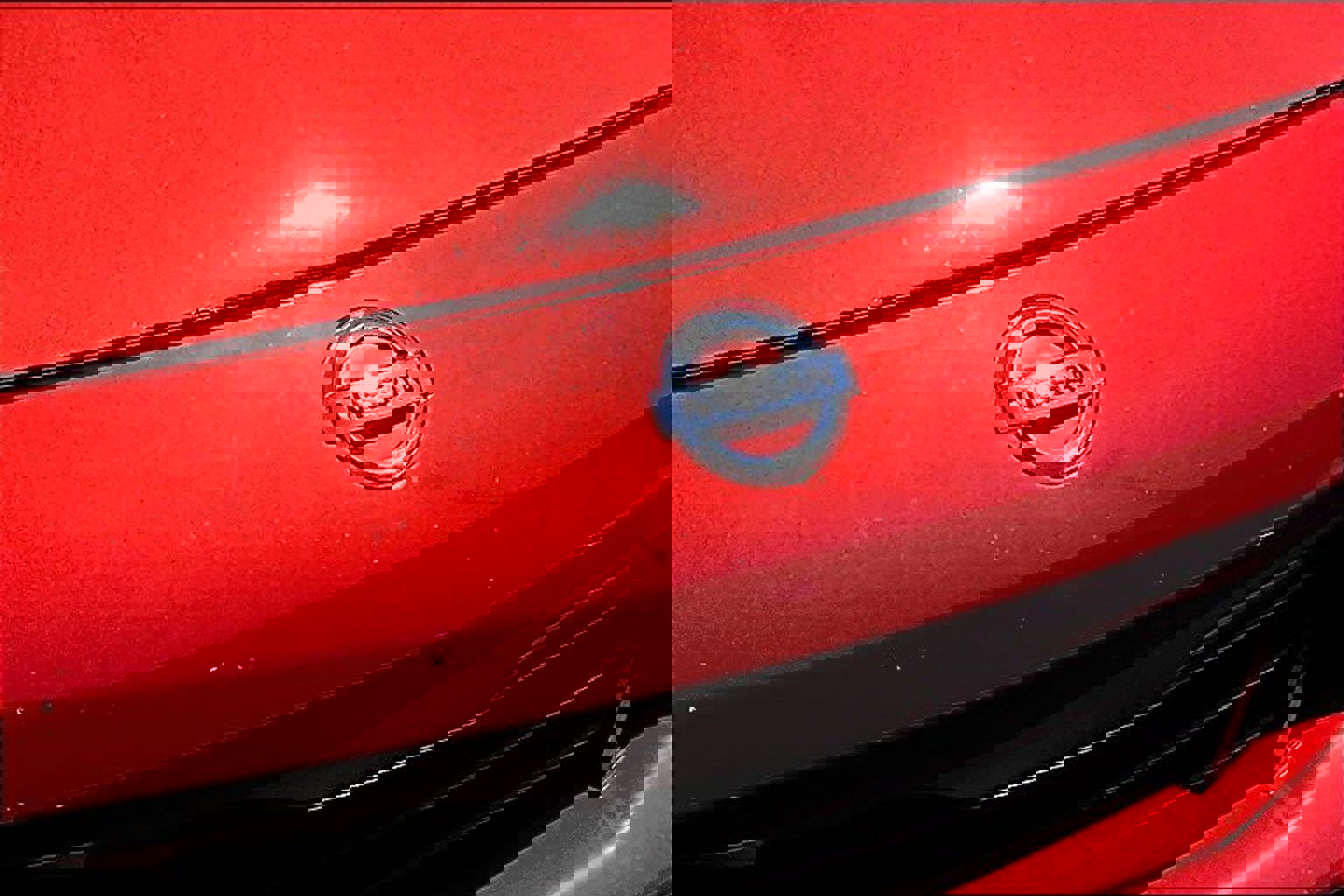 Used 2014 Nissan 370Z Coupe image 25