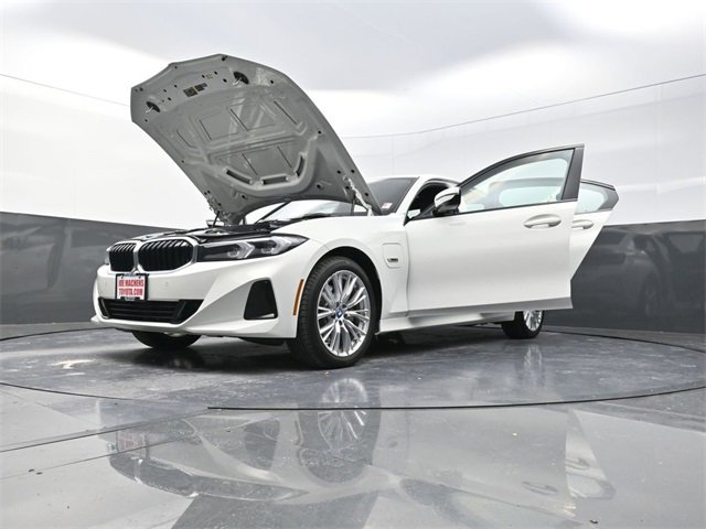 Used 2023 BMW 330e xDrive 330e xDrive w/ Premium Package image 37