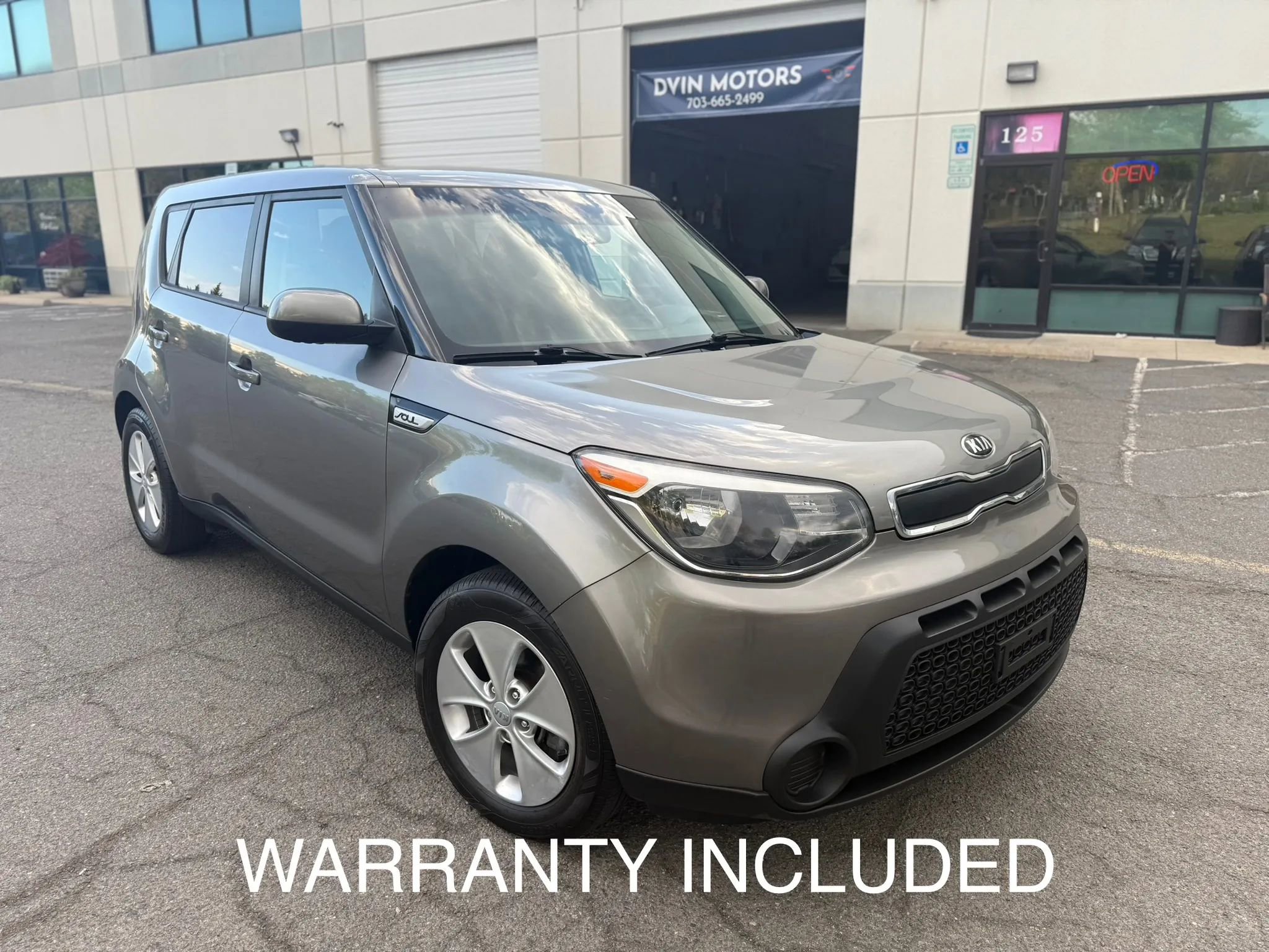 Used 2016 Kia Soul FWD image 1