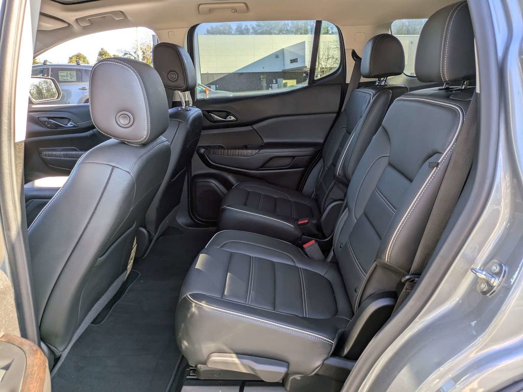 Used 2023 GMC Acadia Denali w/ Denali Ultimate Package image 18