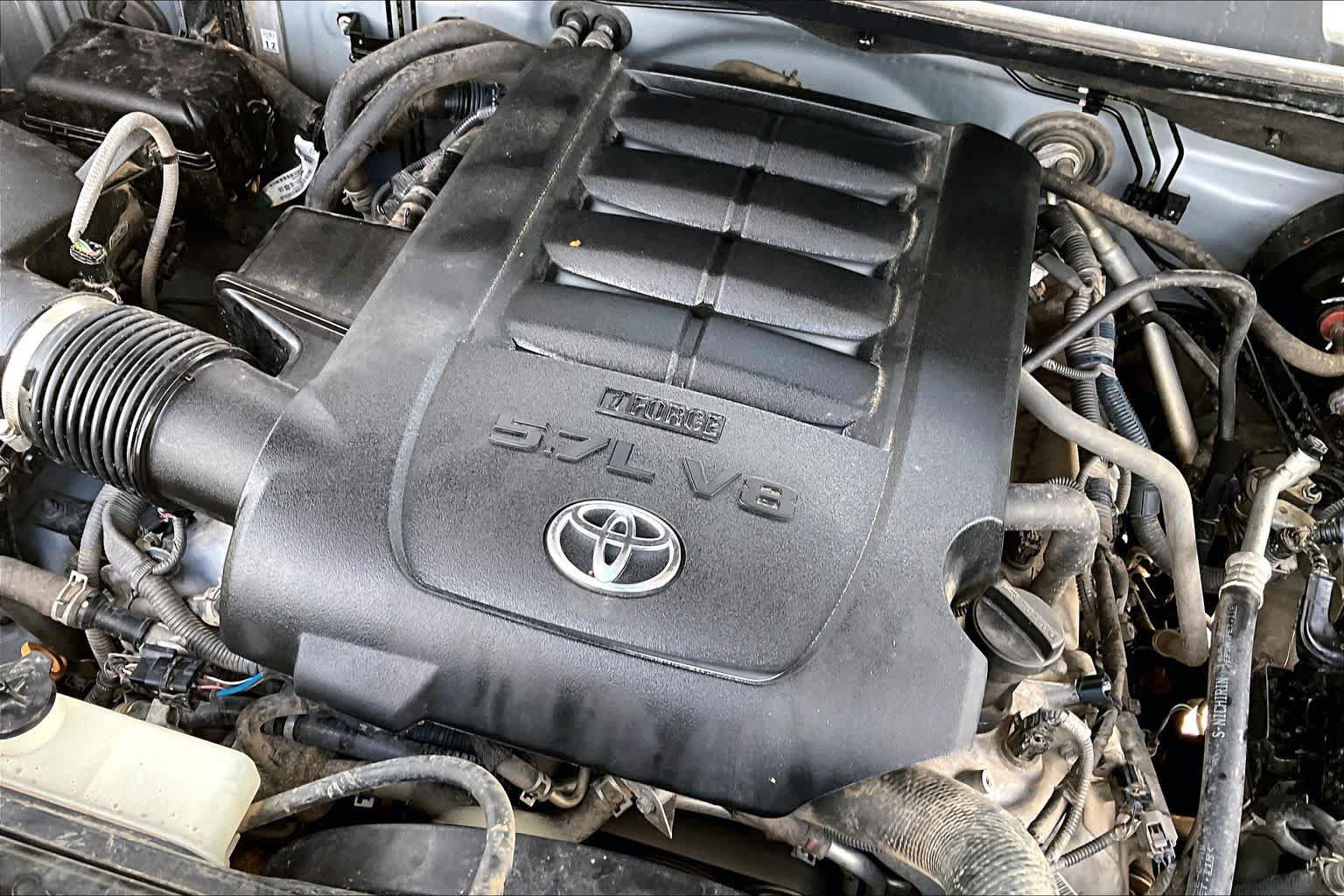 Used 2020 Toyota Tundra Limited w/ Limited Premium Package AWD/4WD image 33