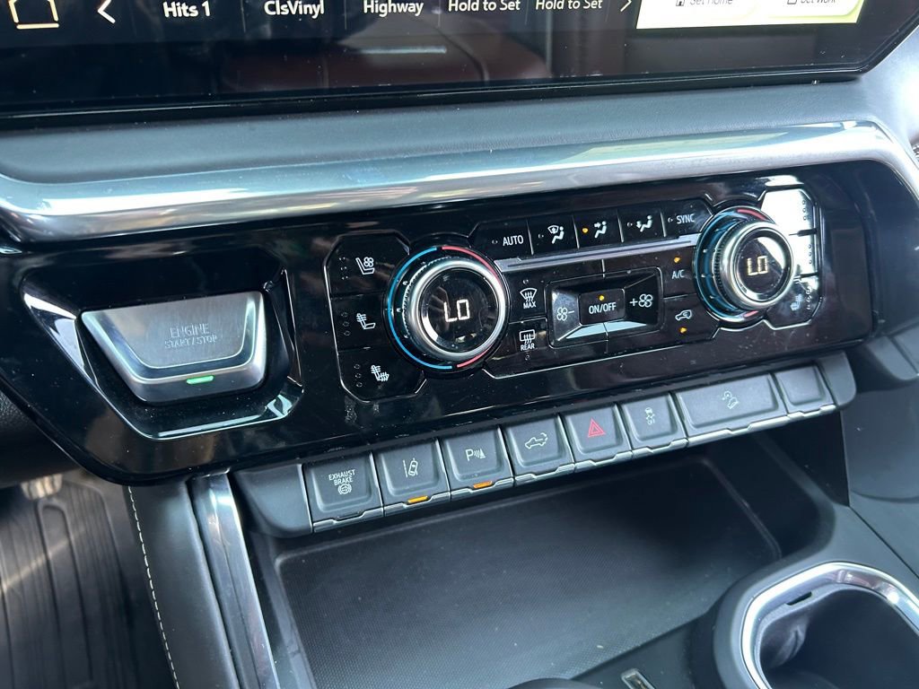 Used 2024 GMC Sierra 2500 Denali Ultimate image 42