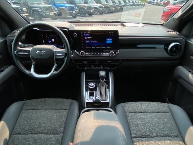 Used 2023 Chevrolet Colorado Z71 w/ Z71 Convenience Package 2 AWD/4WD image 27