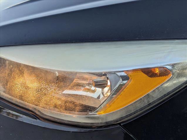 Used 2017 Ford Escape SE video 4