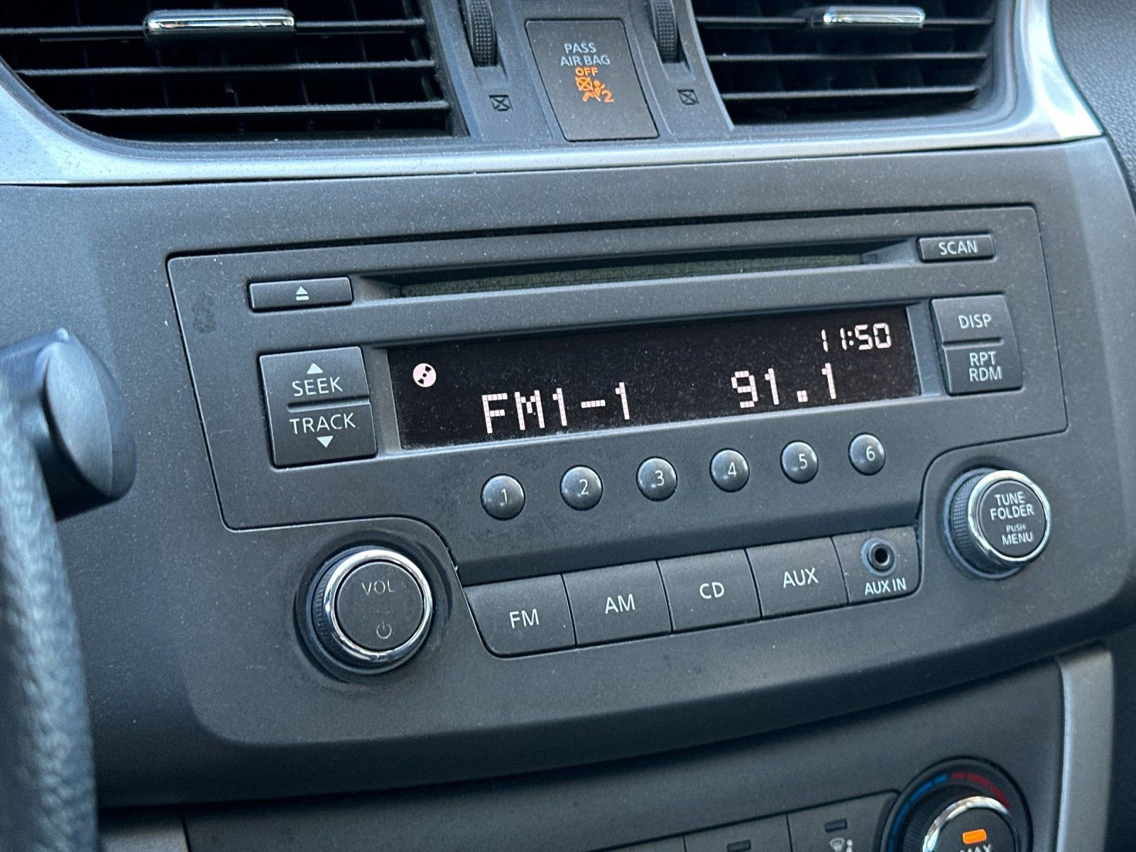 Used 2014 Nissan Sentra SV image 16