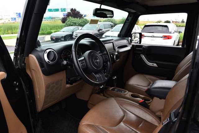 Used 2013 Jeep Wrangler Sahara w/ Dual Top Group AWD/4WD image 7