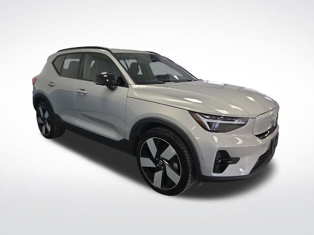 Used 2023 Volvo XC40 Recharge Ultimate image 44