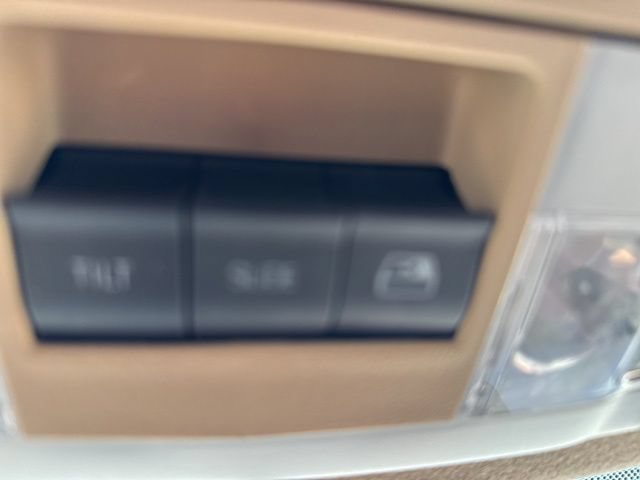 Used 2015 Ford F250 King Ranch w/ FX4 Off-Road Package AWD/4WD image 53