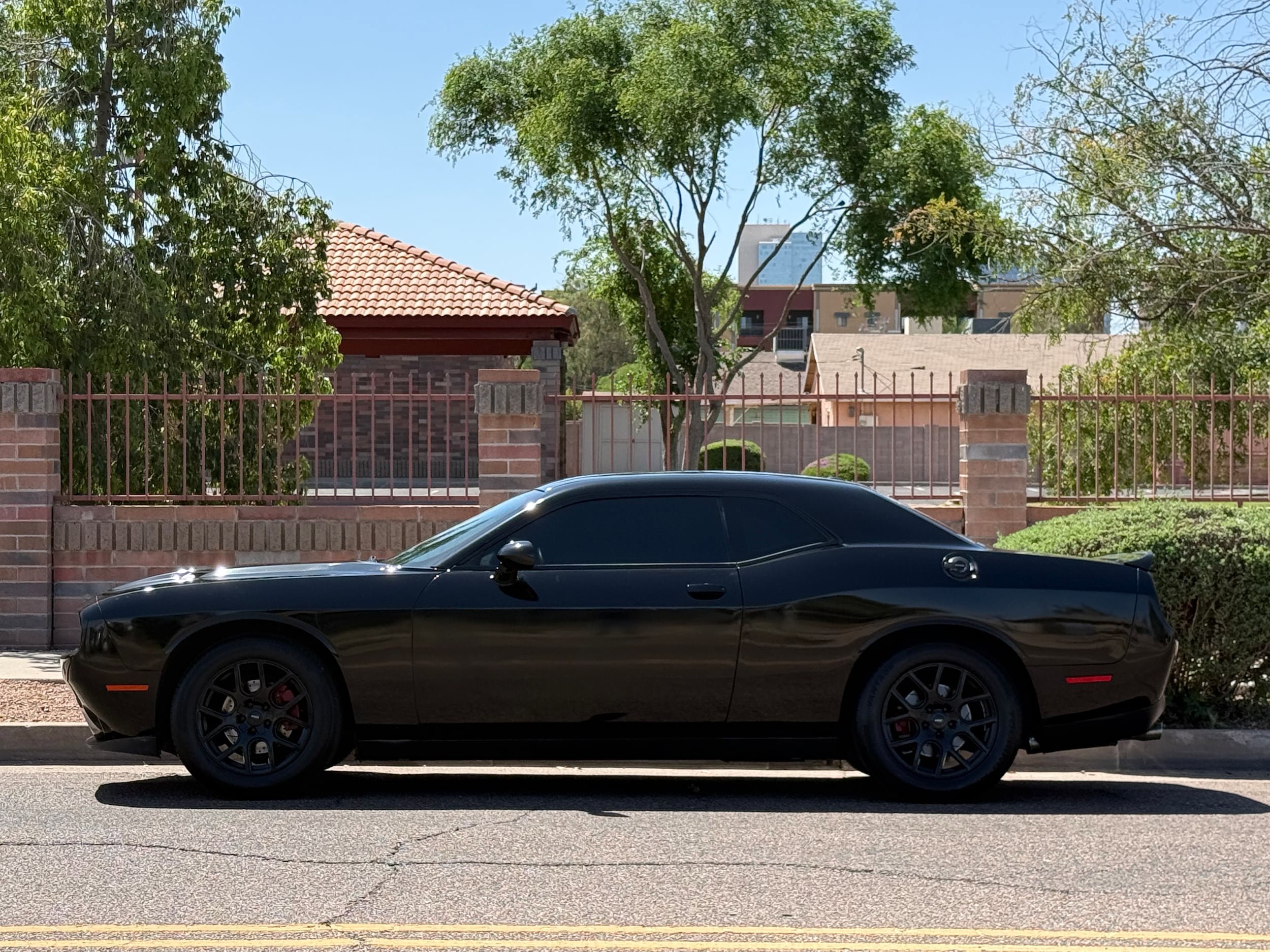 Used 2018 Dodge Challenger SXT RWD image 3