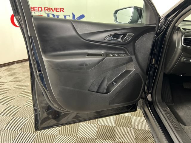 Used 2023 Chevrolet Equinox LT FWD image 10