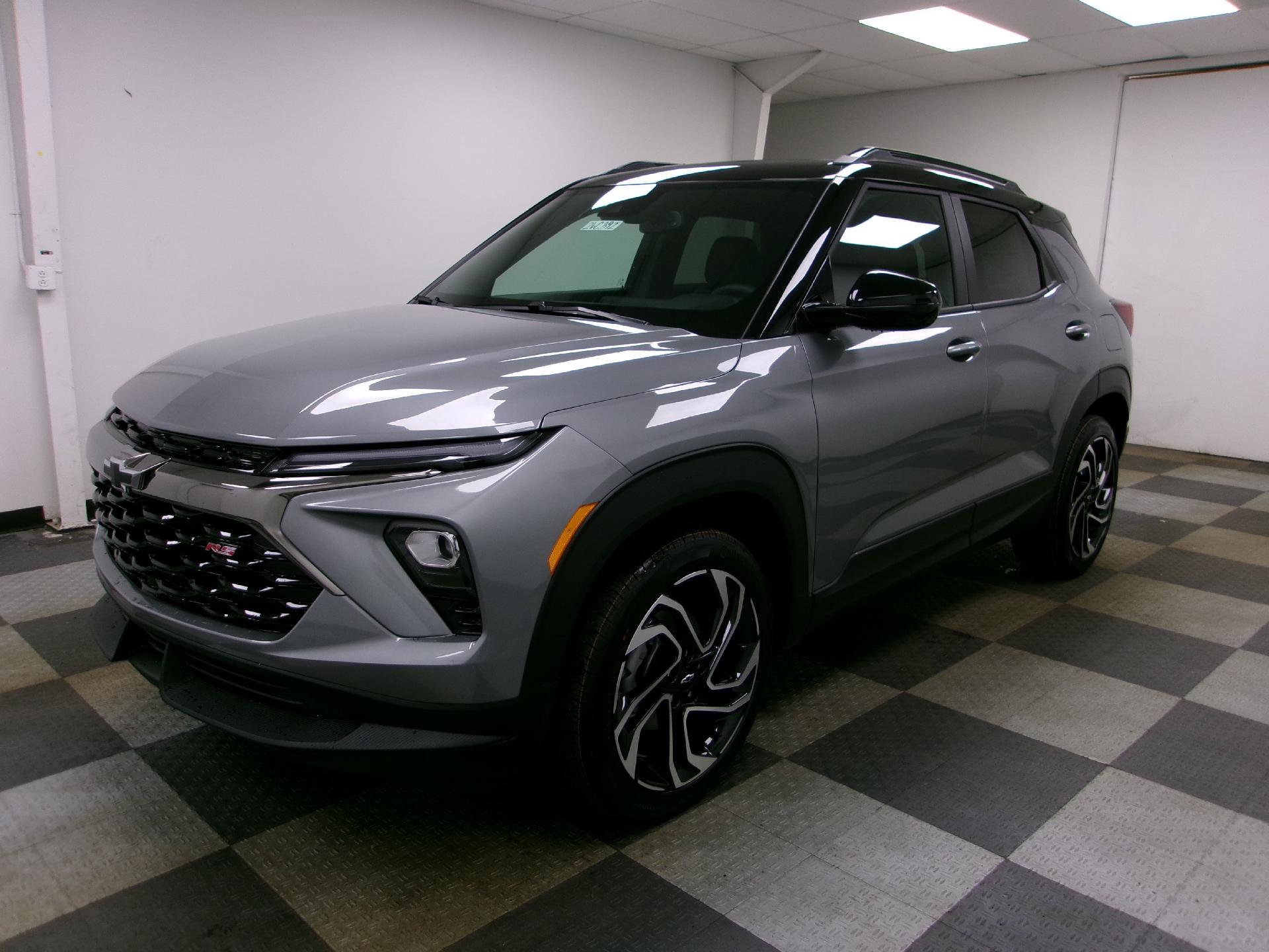 New 2026 Chevrolet TrailBlazer RS w/ Convenience Package AWD/4WD image 1