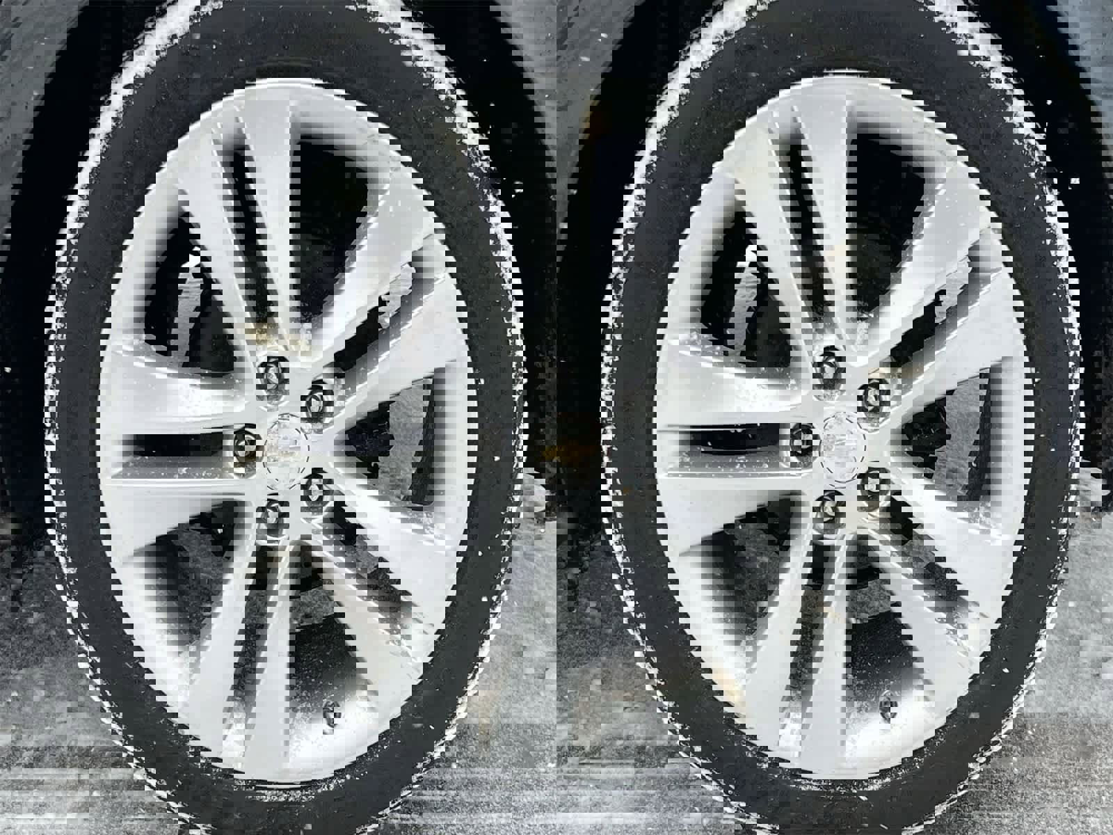 Used 2011 Chevrolet Cruze LTZ image 14