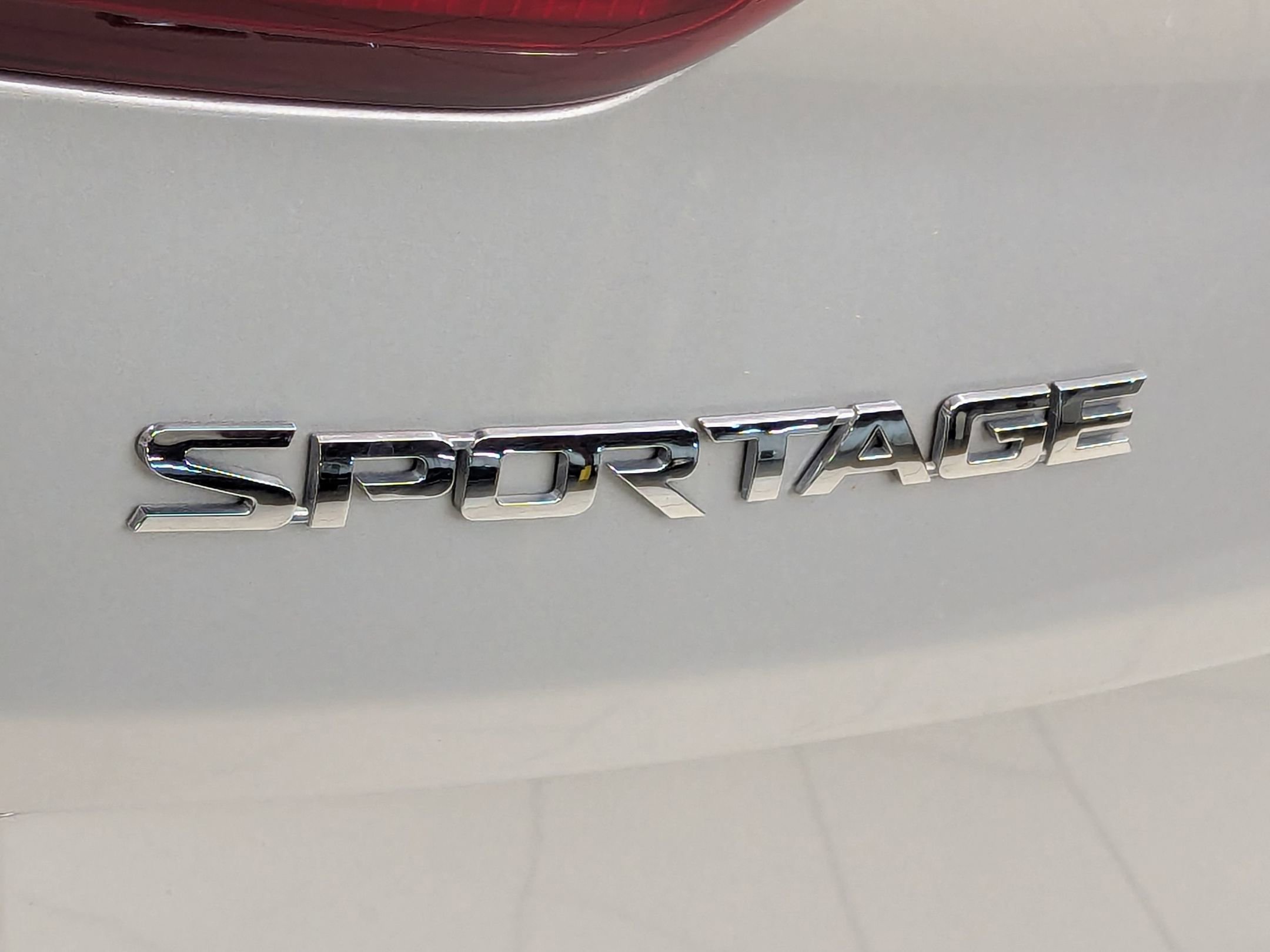 Used 2020 Kia Sportage SX image 36