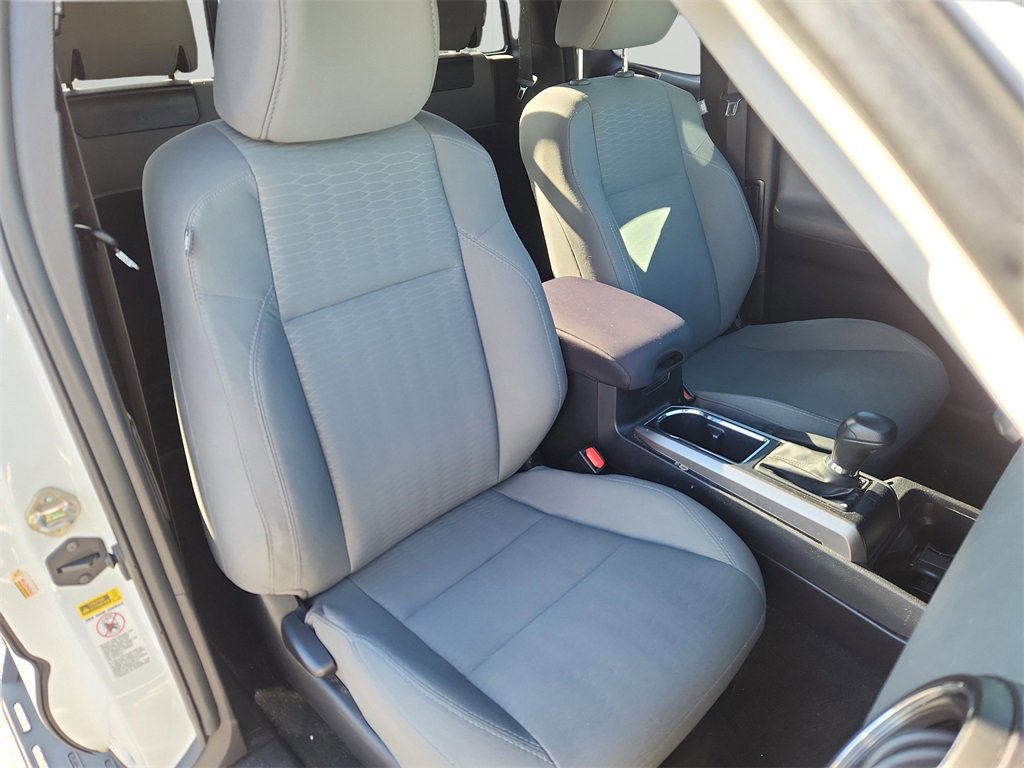 Used 2017 Toyota Tacoma SR5 image 15