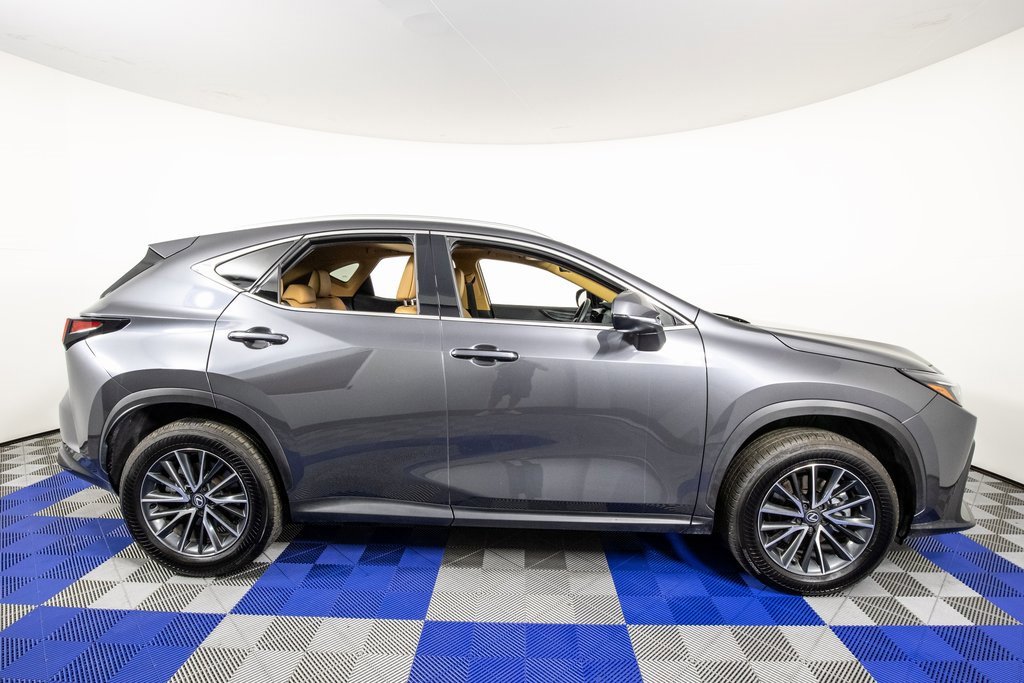 Used 2025 Lexus NX 250 FWD w/ Premium Package image 3