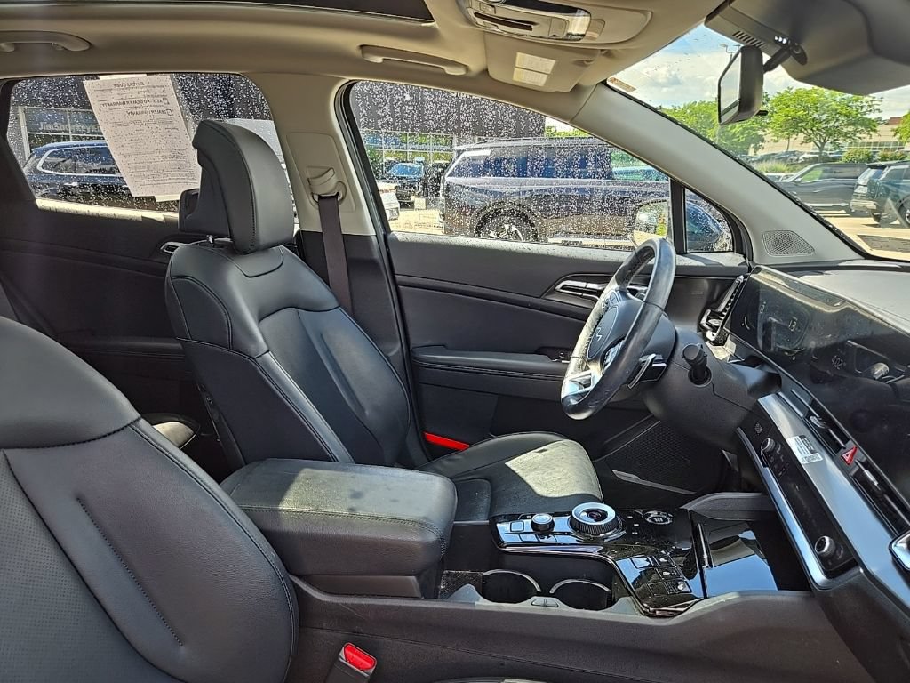 Certified 2023 Kia Sportage EX w/ EX Premium Package AWD/4WD image 37