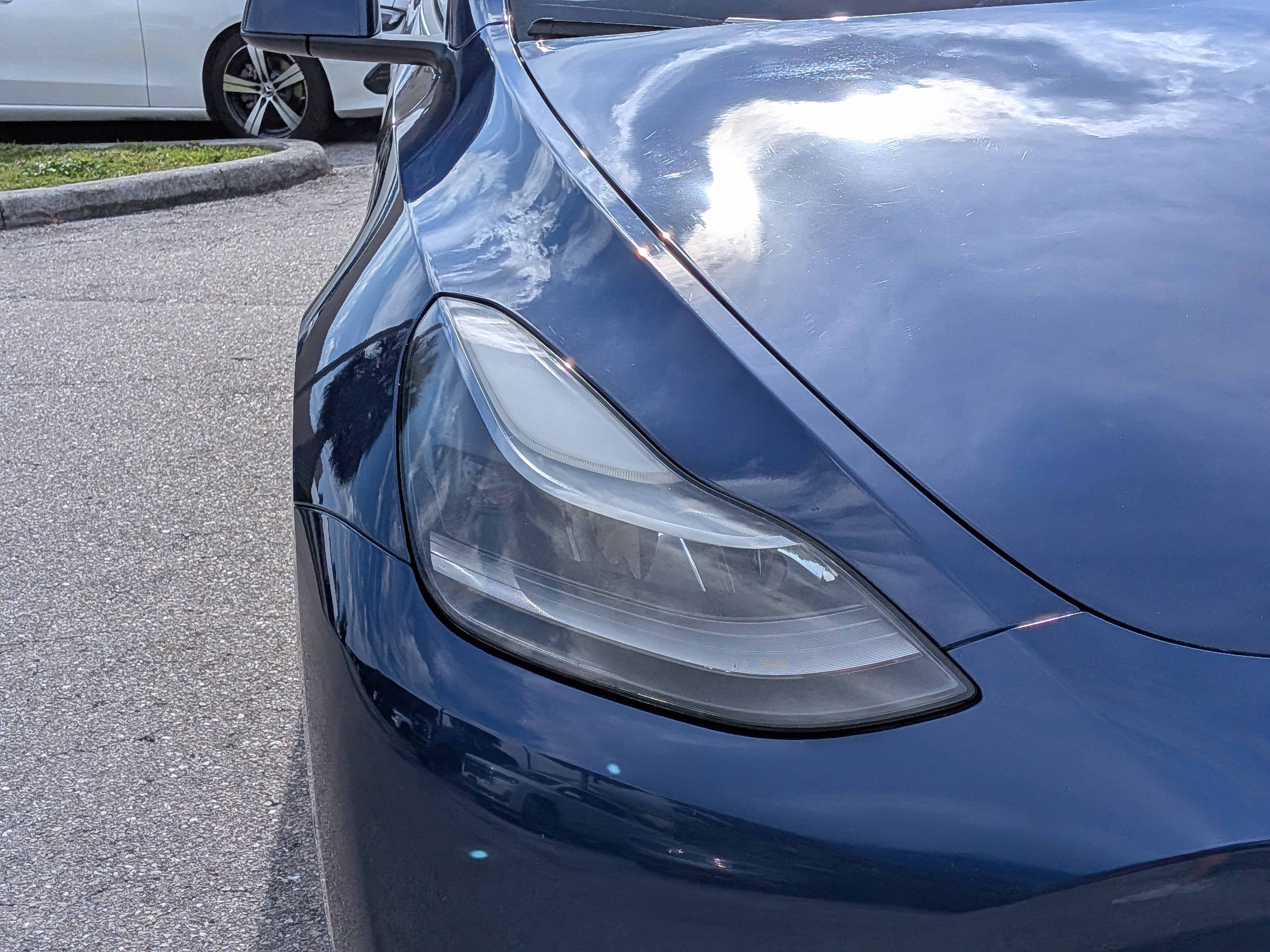 Used 2022 Tesla Model Y Performance image 10