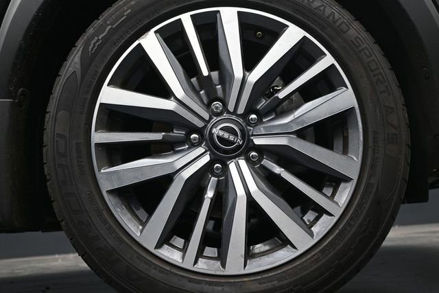 Used 2024 Nissan Kicks SV FWD image 9