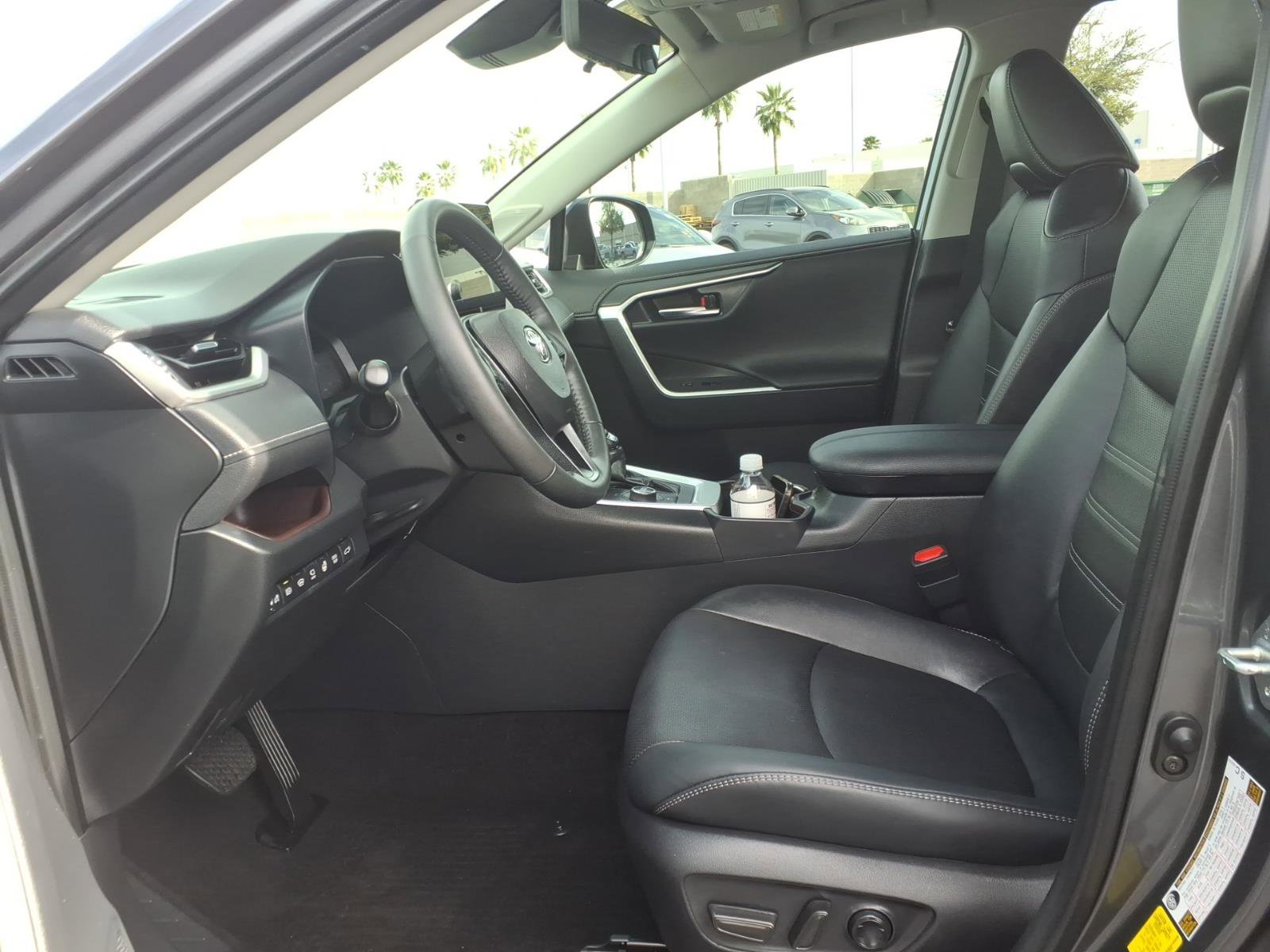 Certified 2025 Toyota RAV4 Limited w/ Advanced Technology Package image 15