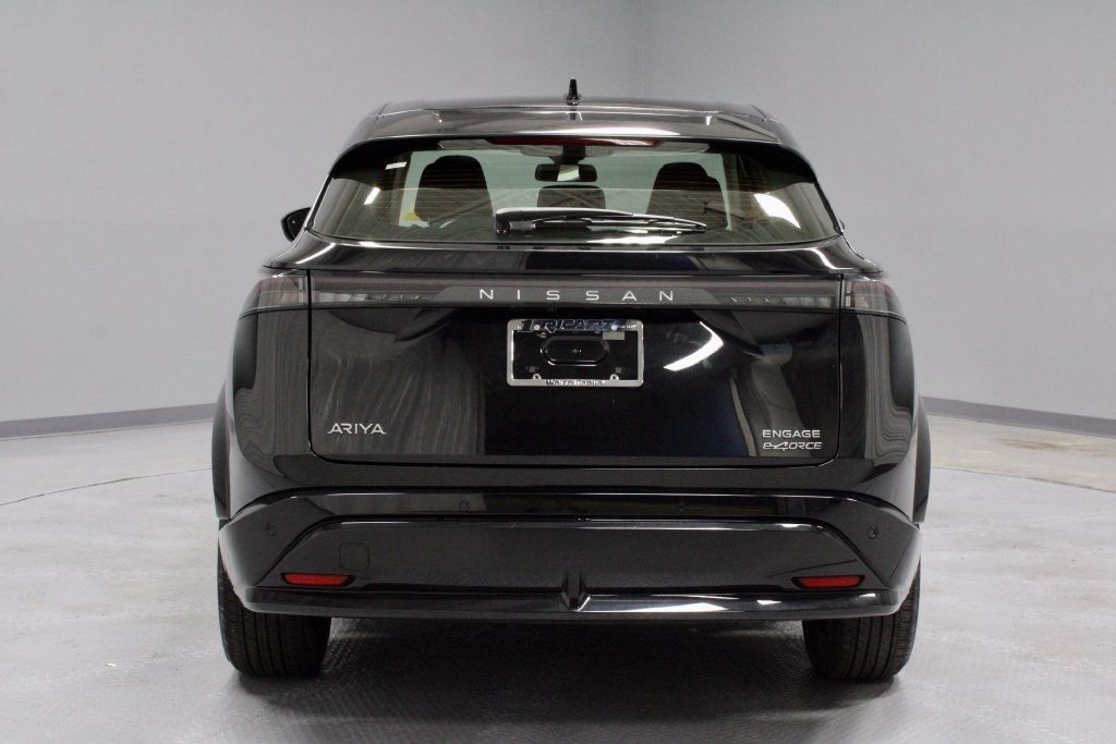 Certified 2023 Nissan Ariya AWD image 10