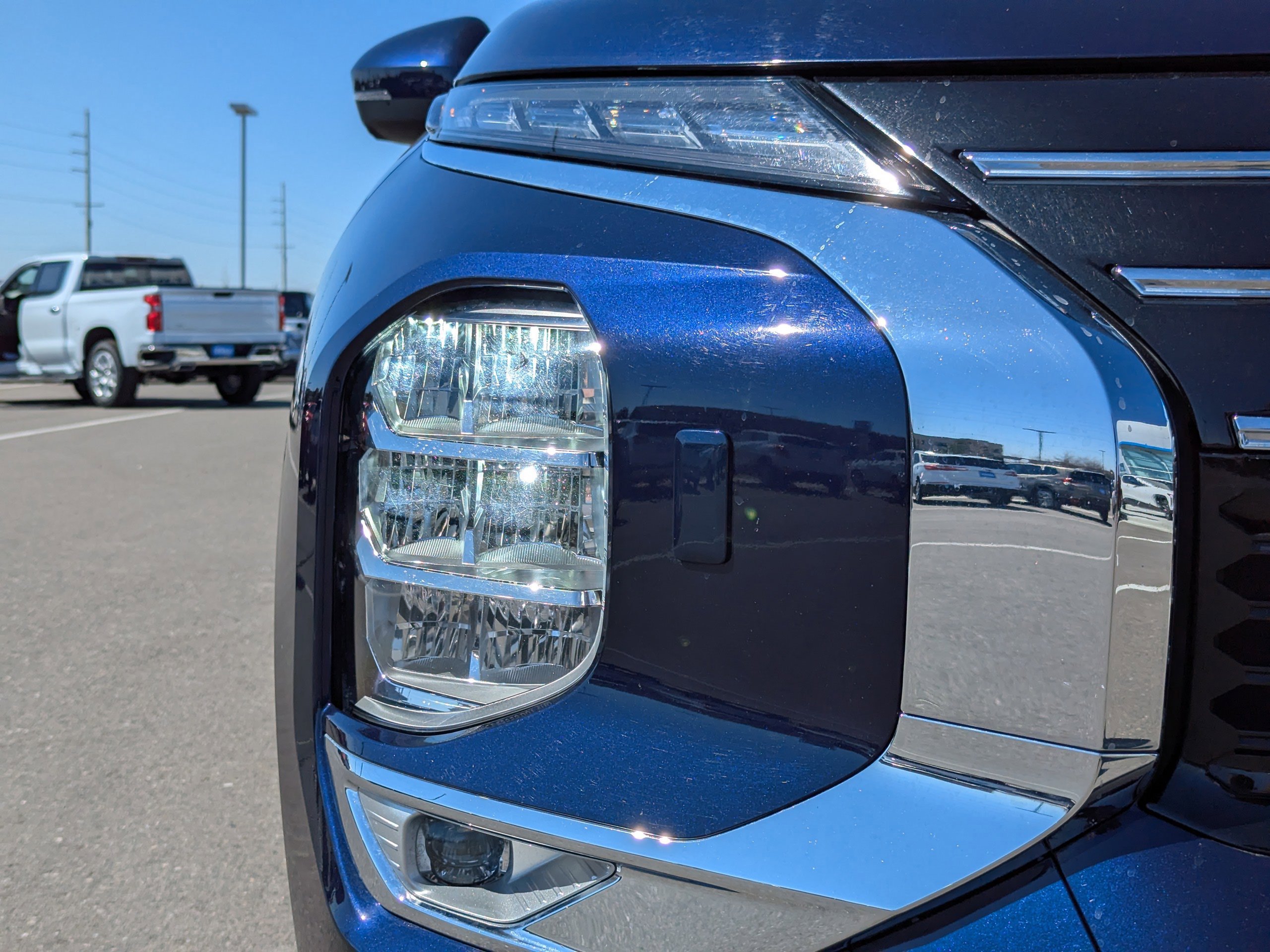 Used 2025 Mitsubishi Outlander SE AWD/4WD image 43