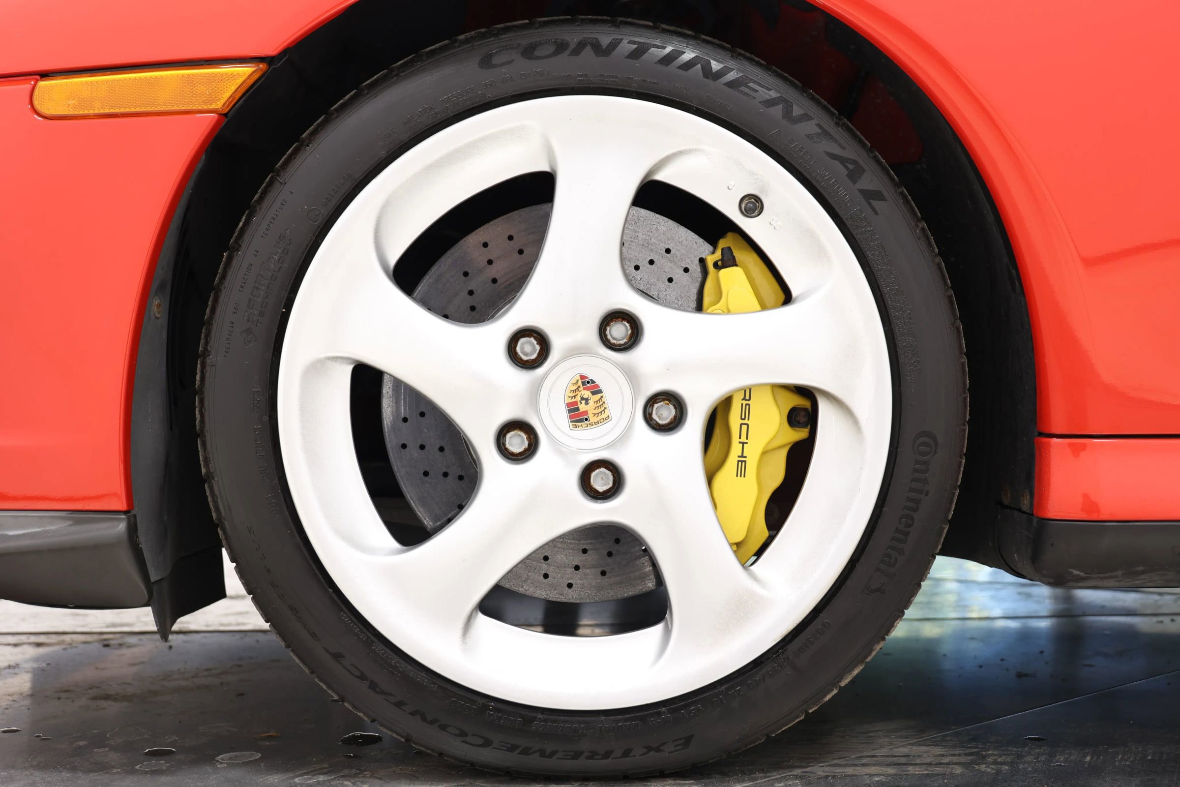 Used 2005 Porsche 911 Turbo image 93