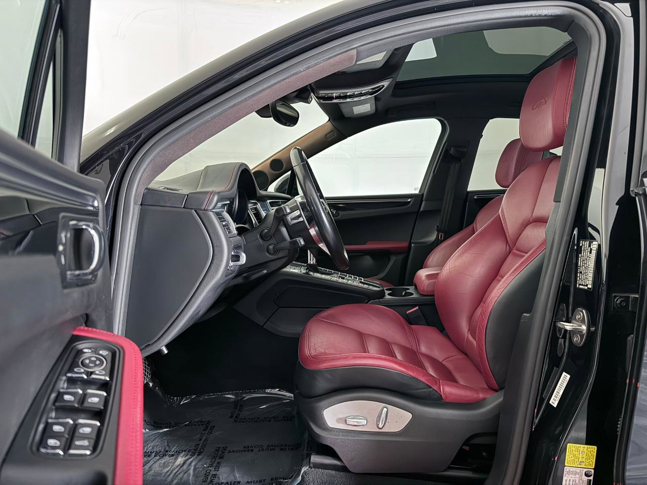 Used 2018 Porsche Macan GTS image 19