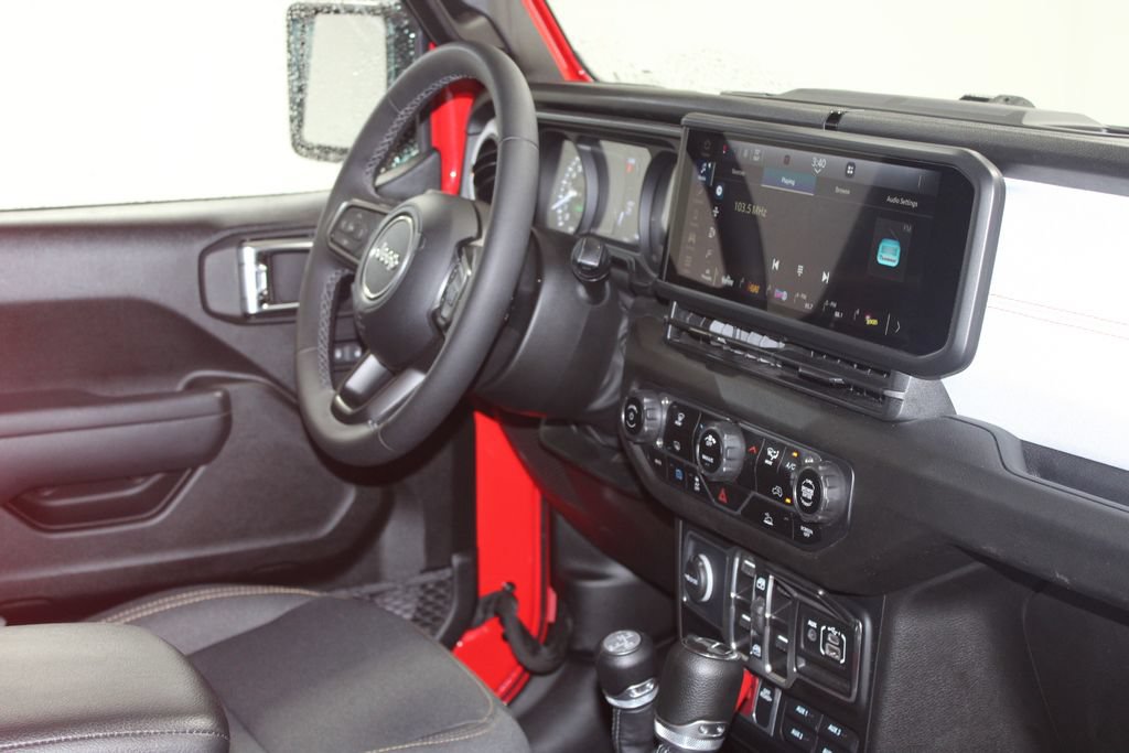 Used 2025 Jeep Wrangler Unlimited Sport S 4xe AWD/4WD image 32
