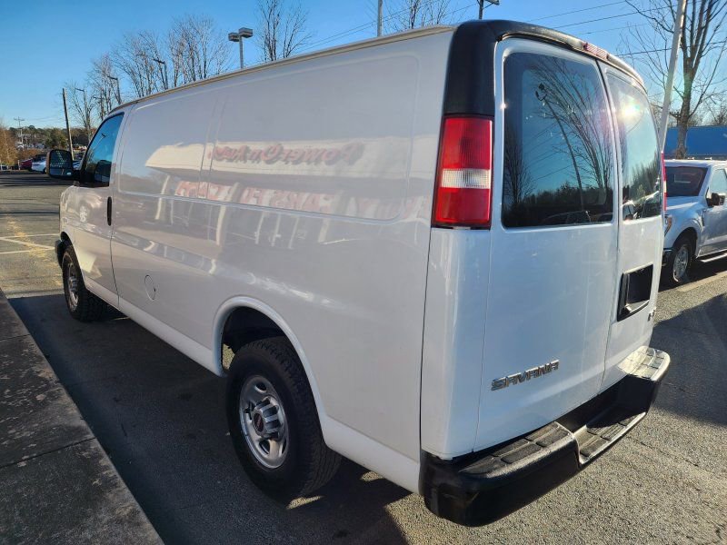 Used 2017 GMC Savana 2500 image 3