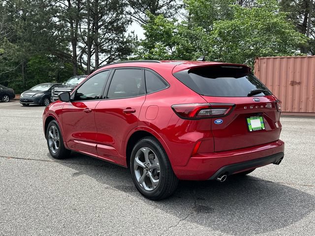 Used 2024 Ford Escape ST-Line w/ Tech Pack #1 FWD image 5
