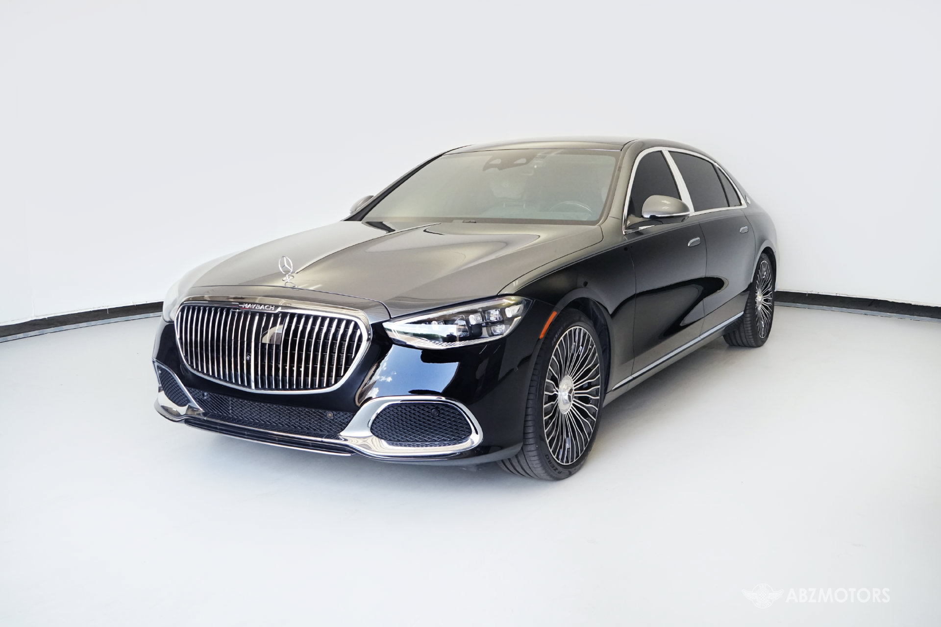 Used 2024 Mercedes-Benz Maybach S 580 4MATIC image 2