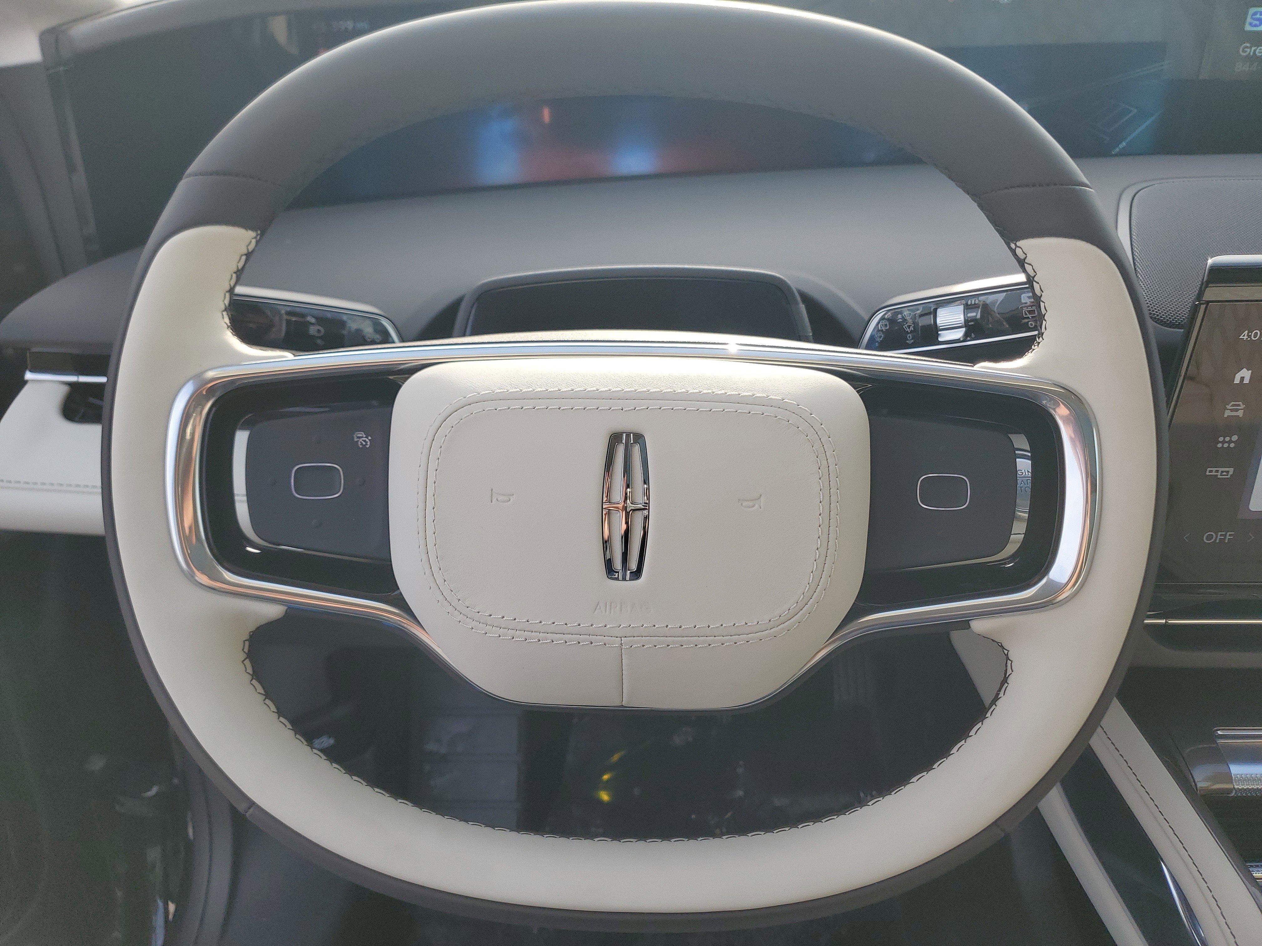 New 2026 Lincoln Nautilus Black Label image 16