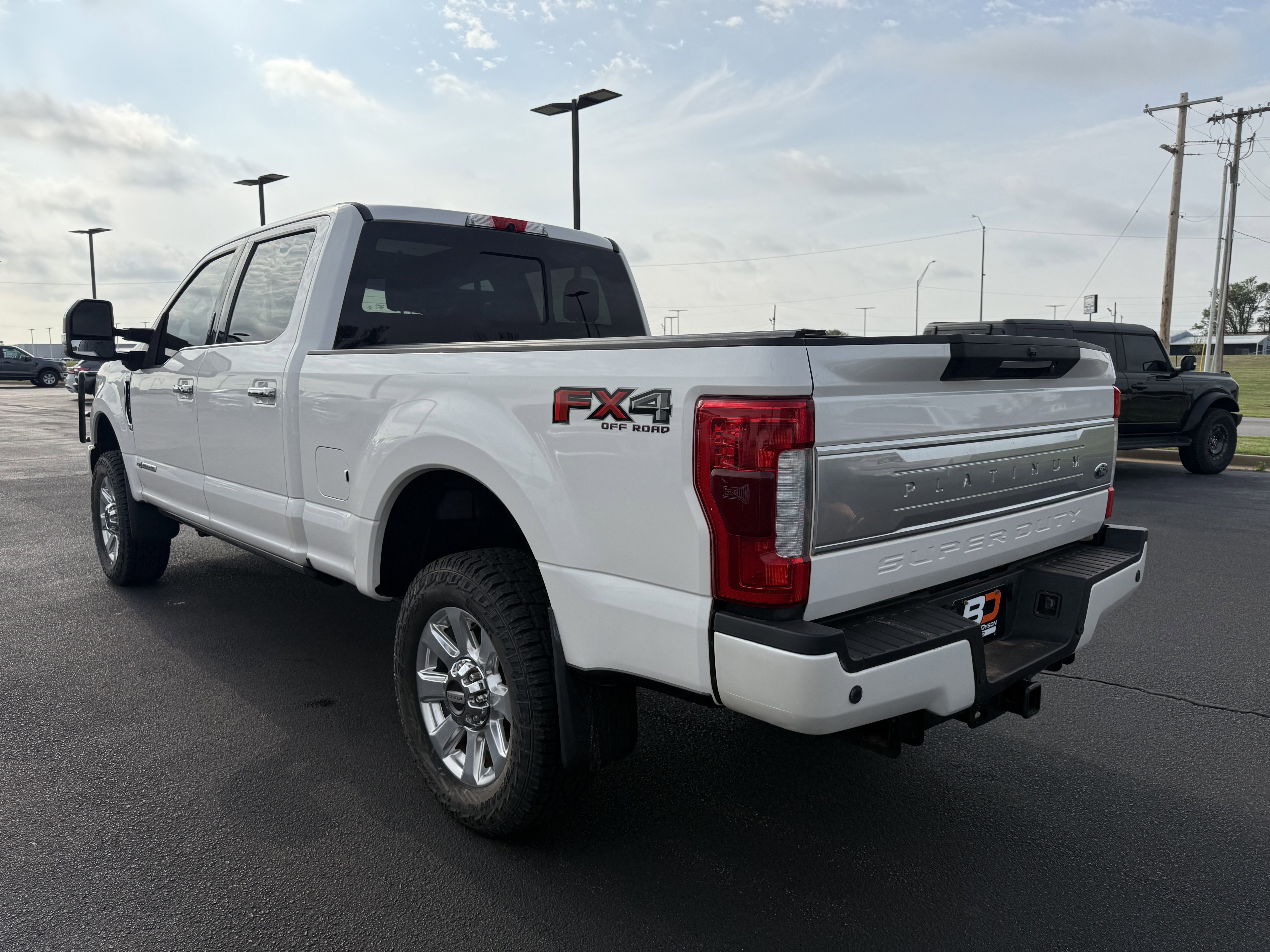 Used 2019 Ford F250 Platinum w/ Platinum Ultimate Package AWD/4WD image 4