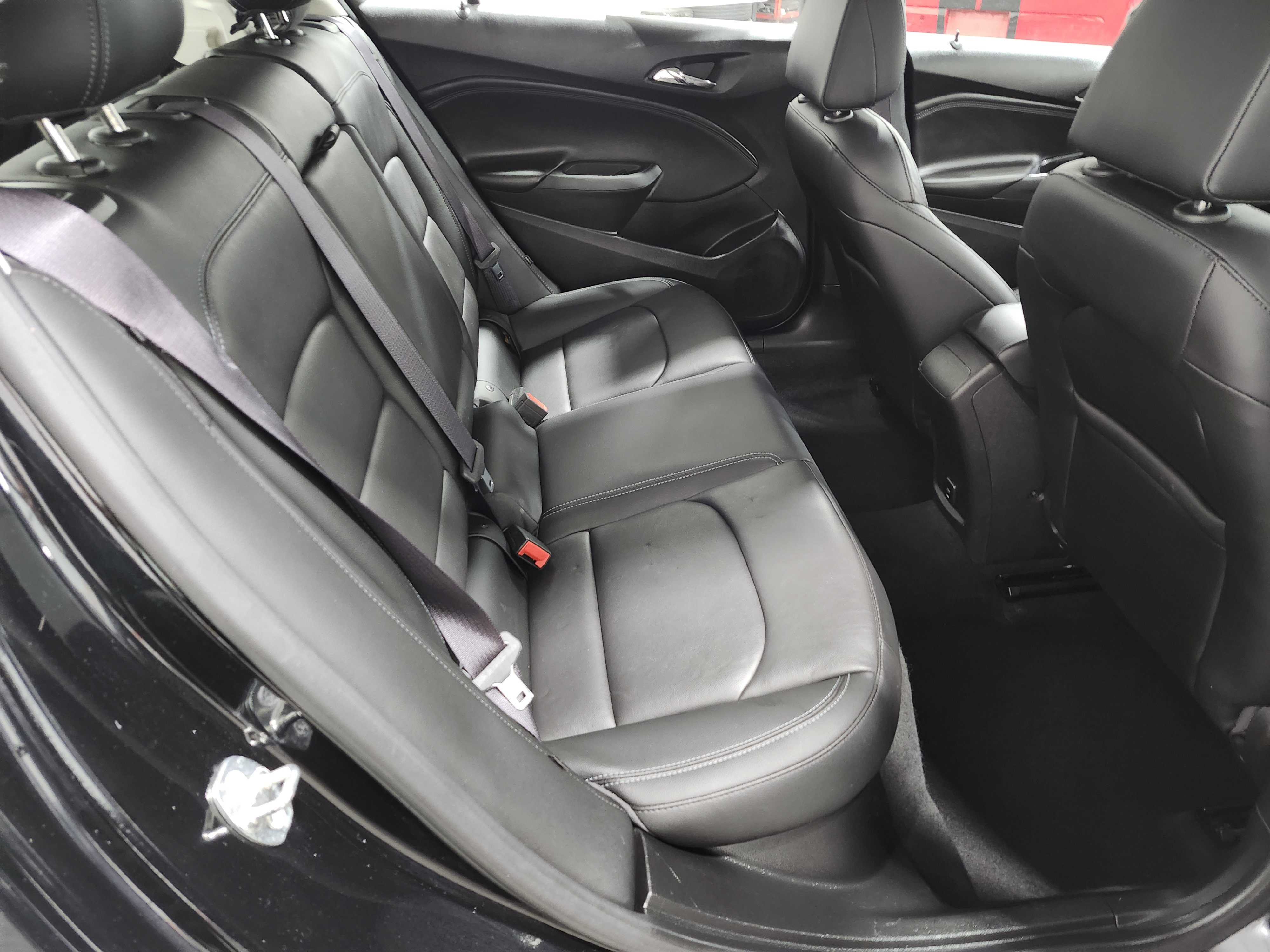 Used 2017 Chevrolet Cruze Premier image 19