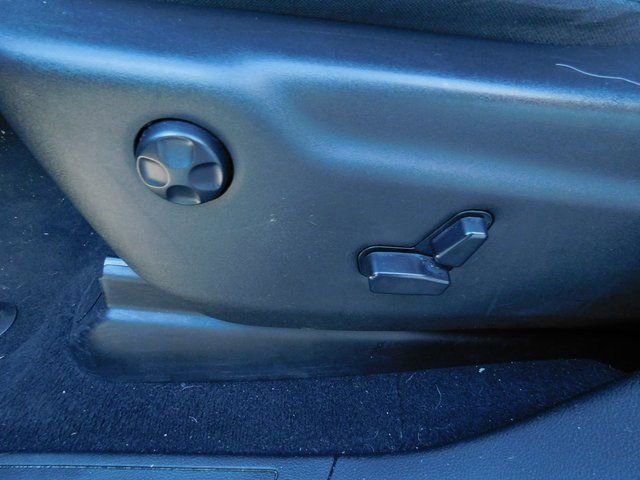 Used 2023 Dodge Durango GT image 6