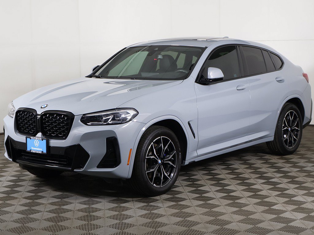 Used 2025 BMW X4 xDrive30i AWD/4WD image 11