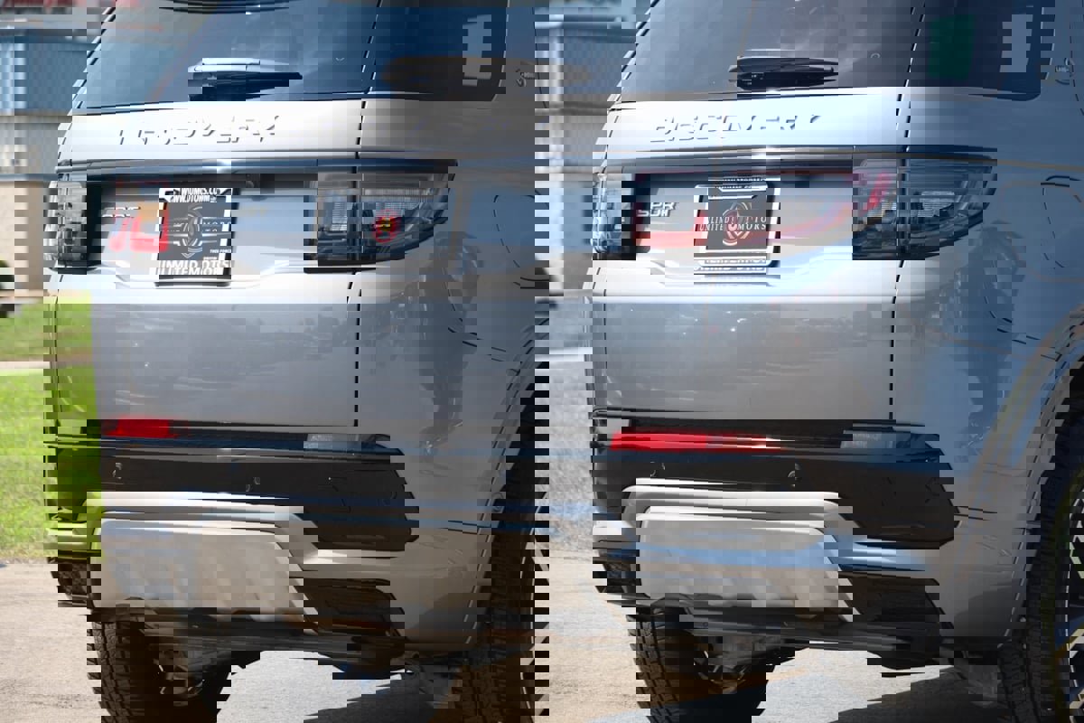 Used 2024 Land Rover Discovery Sport S image 57