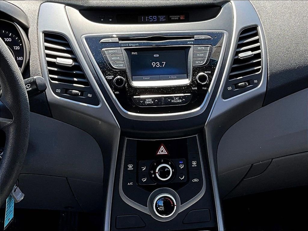 Used 2016 Hyundai Elantra SE w/ Option Group 02 image 6