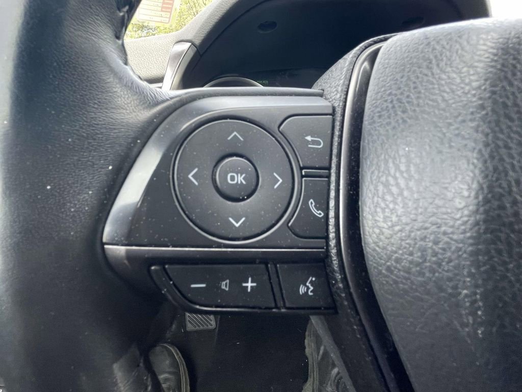 Used 2023 Toyota Camry XSE image 25