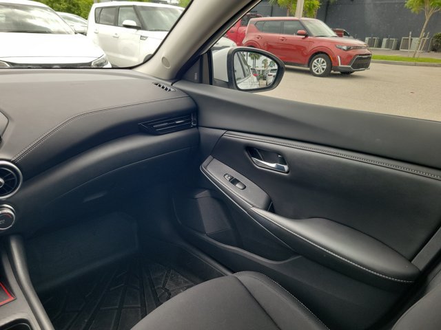 Certified 2022 Nissan Sentra SV FWD image 16