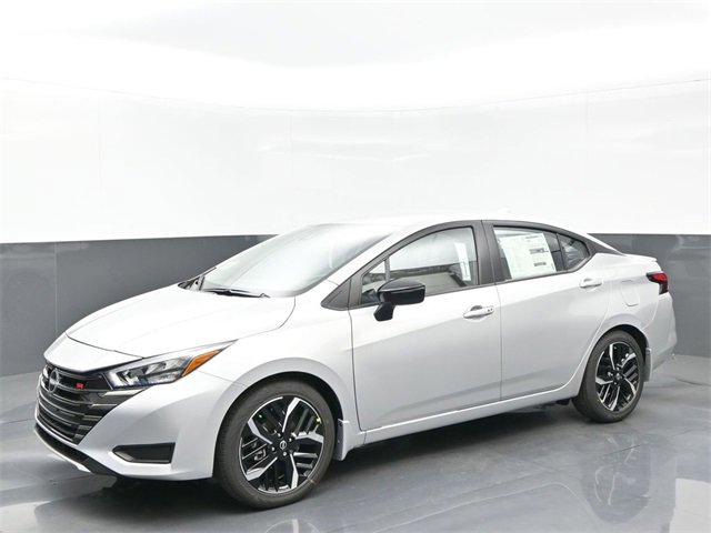 New 2025 Nissan Versa SR w/ Trunk Package image 1