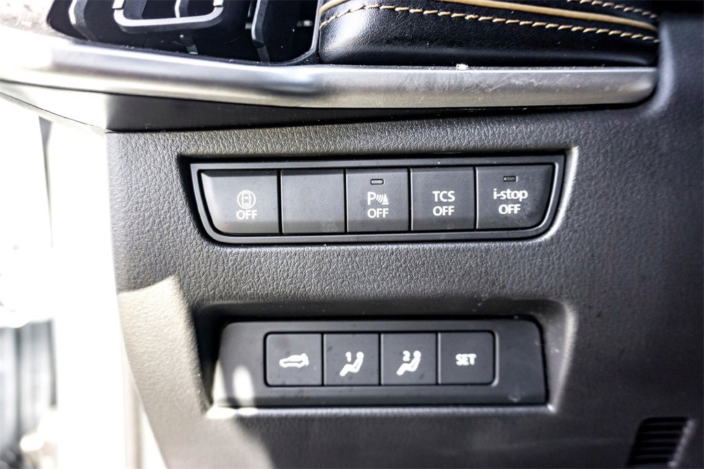 Used 2025 MAZDA CX-90 3.3 Turbo w/ Premium Plus Pkg image 16