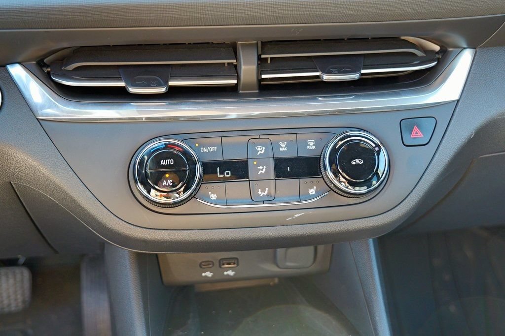 New 2026 Buick Envista Preferred w/ Convenience I Package FWD image 16